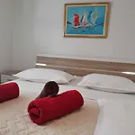 One-bedroom In I Апартаменты *