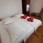 One-bedroom In I