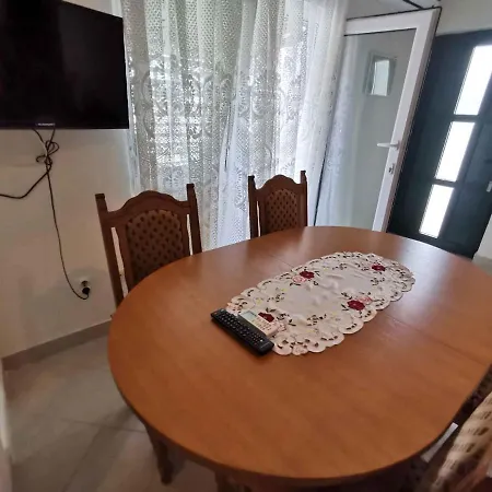 One-bedroom In I Apartment Vinisce