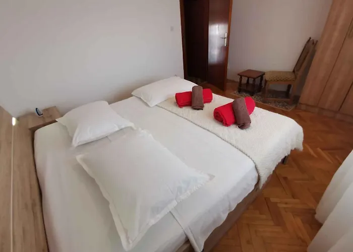 One-bedroom In I